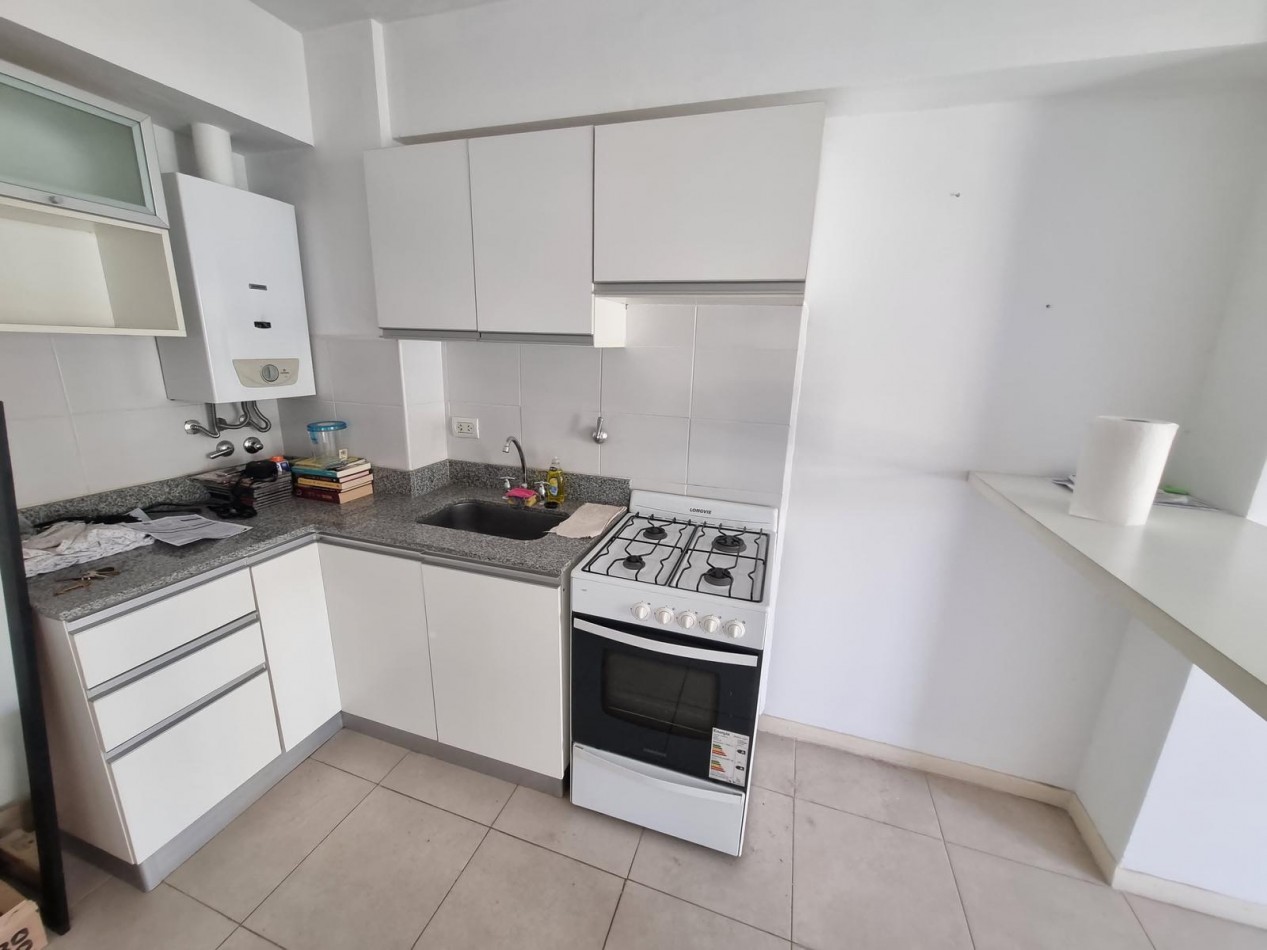 Venta Departamento 1 Dormitorio San Juan 600