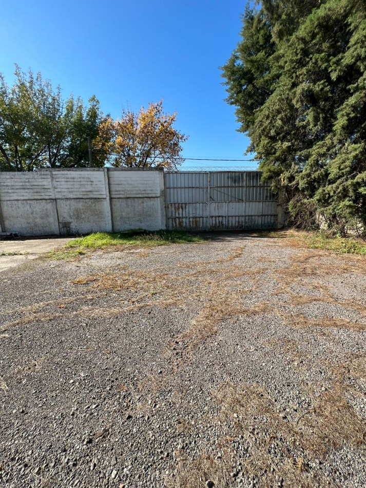 Galpon de 525 m2 en Terreno de 2025 m2 Alvarez