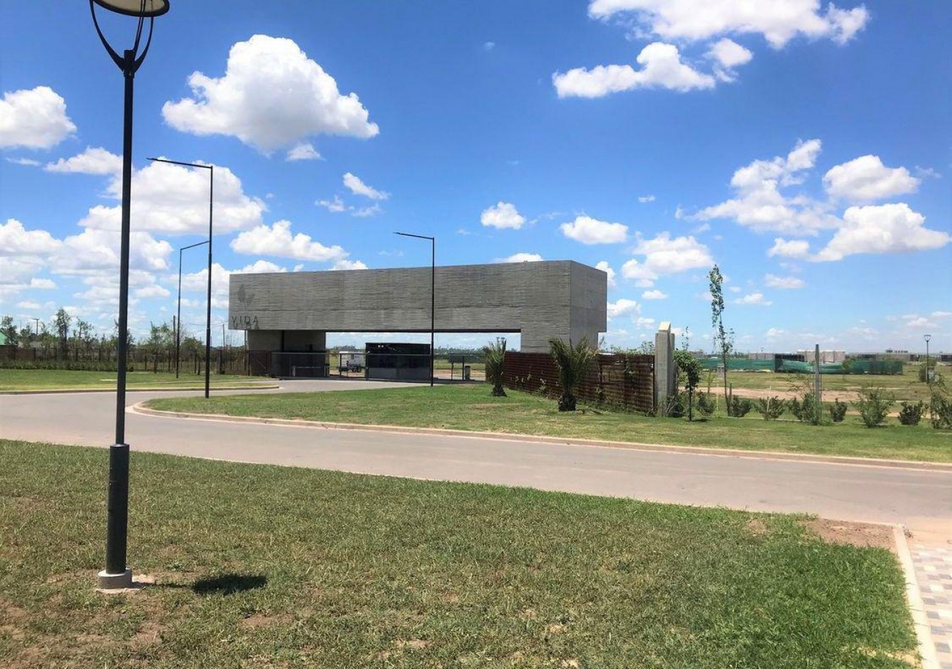 Terrenos en Country Vida Funes