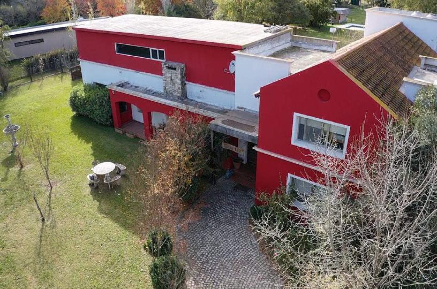 Casa 5 Dormitorios con Piscina Chacra Los Raigales