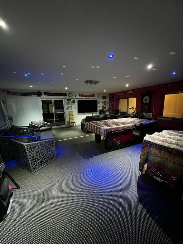Casa 5 Dormitorios con Piscina Chacra Los Raigales