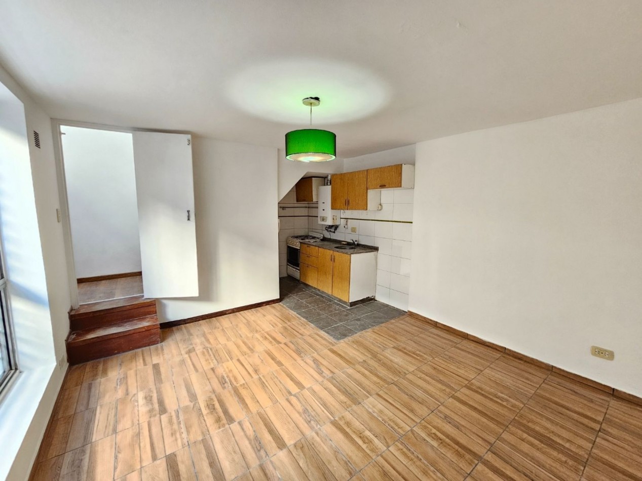 Departamento de Pasillo 1 Dormitorio reciclado Italia 1500