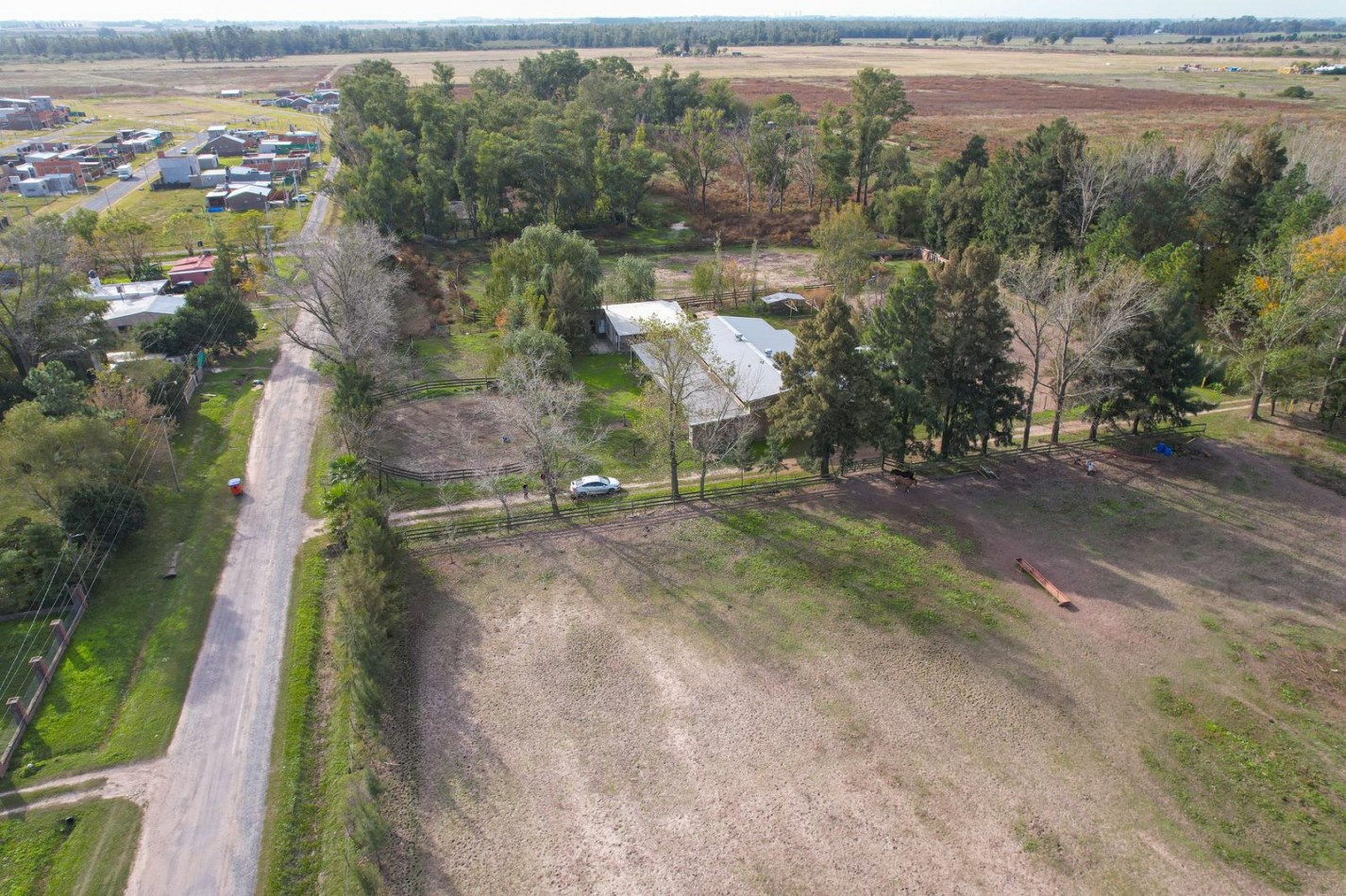 Campo de 5.8 has sobre Ruta AO12 