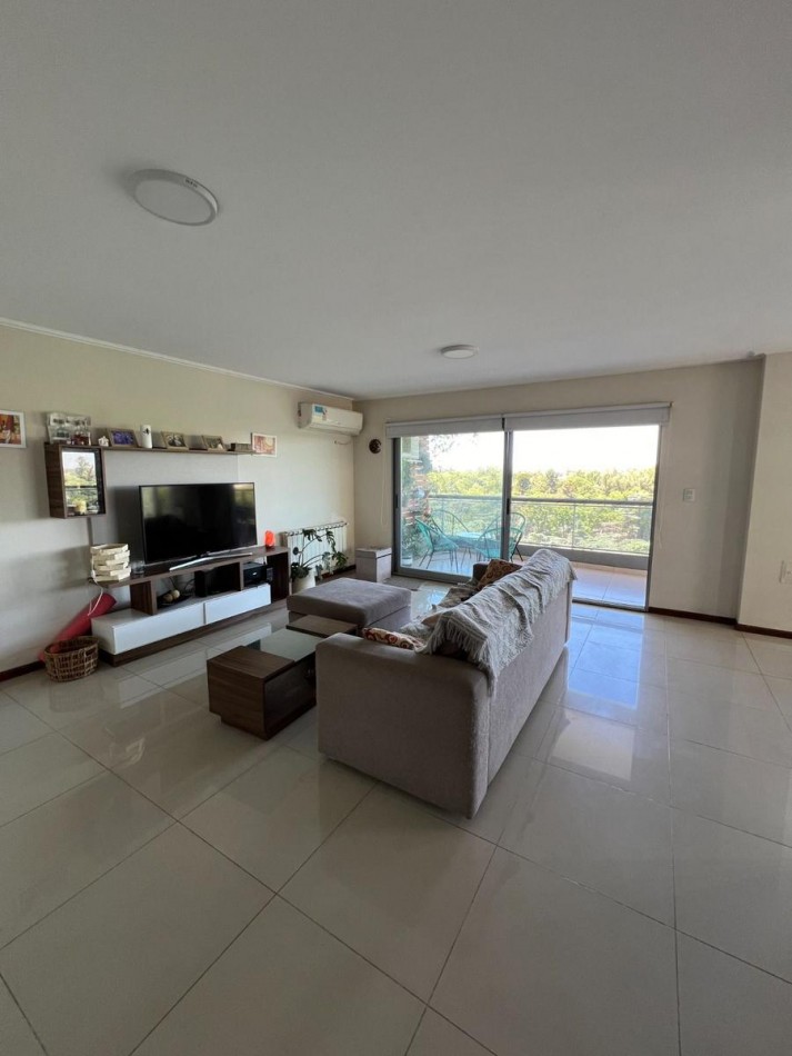 Venta Departamento 3 Dormitorios con Cochera y Amenities Av. Pellegrini 2300