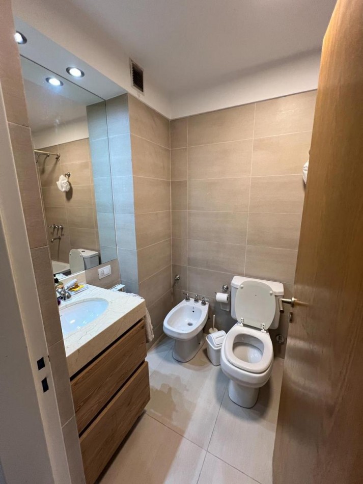 Venta Departamento 3 Dormitorios con Cochera y Amenities Av. Pellegrini 2300