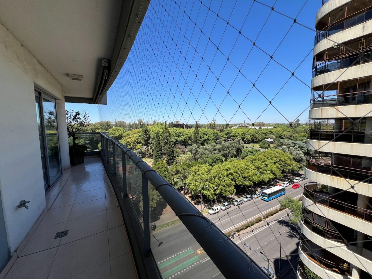 Venta Departamento 3 Dormitorios con Cochera y Amenities Av. Pellegrini 2300