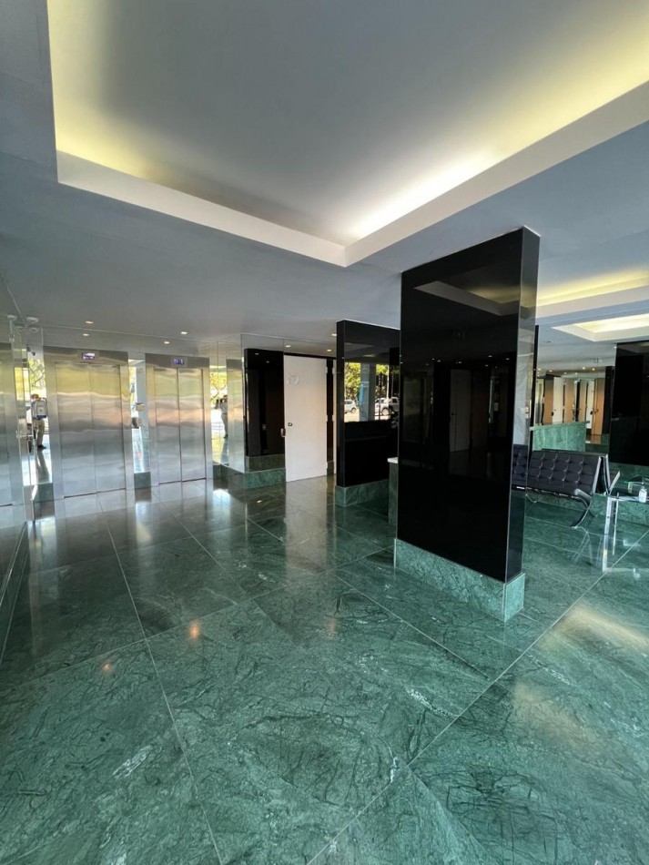 Venta Departamento 3 Dormitorios con Cochera y Amenities Av. Pellegrini 2300