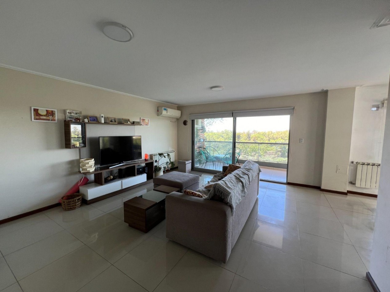 Venta Departamento 3 Dormitorios con Cochera y Amenities Av. Pellegrini 2300