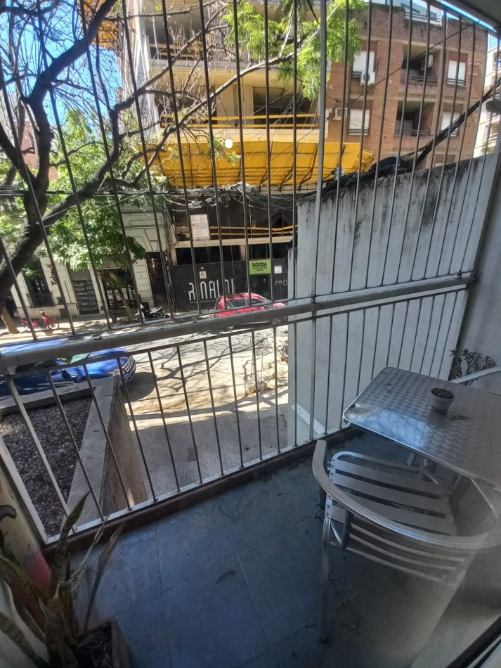 Venta Departamento 1 Dormitorio con Patio Brown 2000