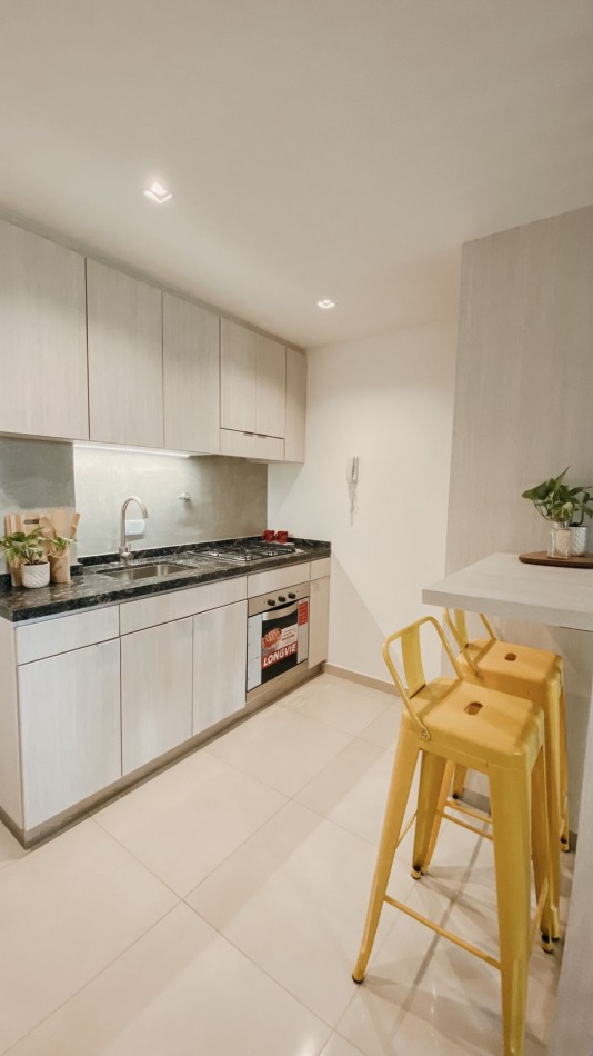 Venta Monoambiente con Balcon Alem 2300 