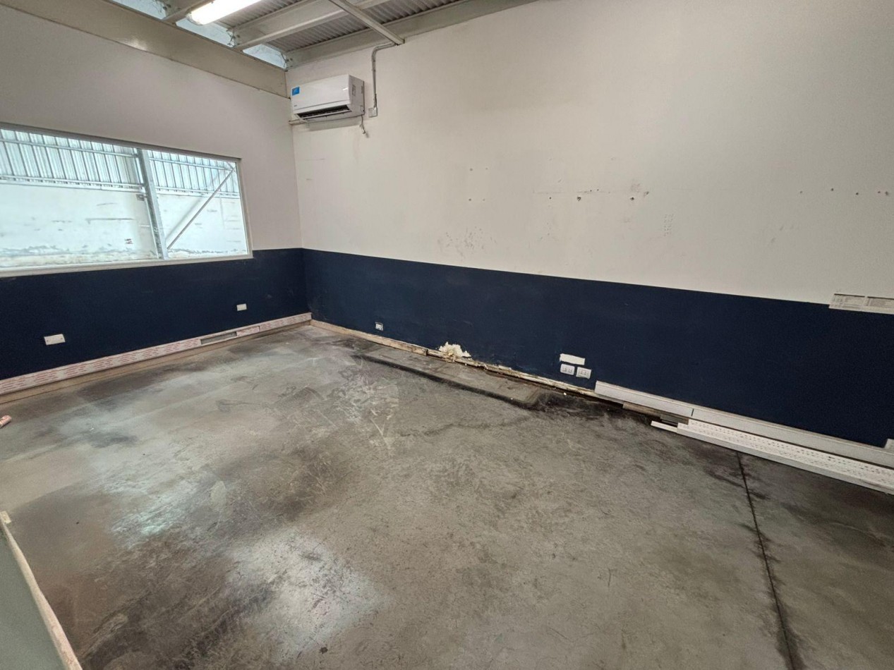 Alquiler Nave Industrial de 3800 m2 Parque Industrial Metropolitano Perez