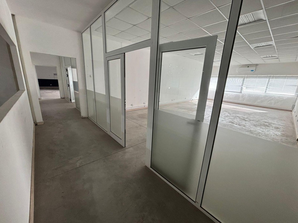 Alquiler Nave Industrial de 3800 m2 Parque Industrial Metropolitano Perez