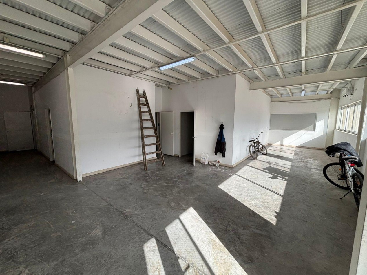 Alquiler Nave Industrial de 3800 m2 Parque Industrial Metropolitano Perez