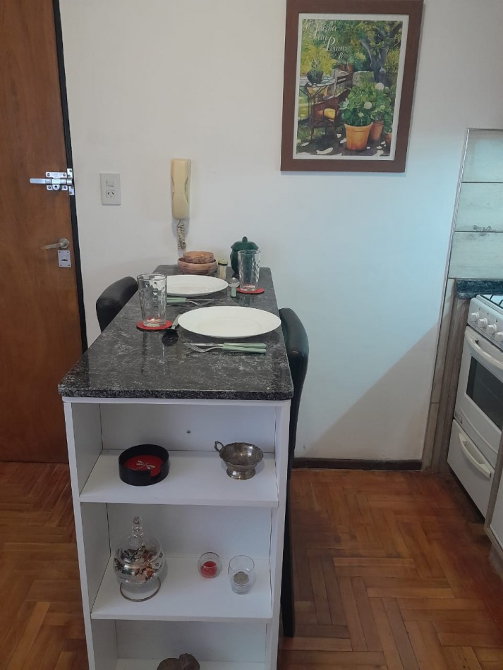 Venta Departamento reciclado 1 Dormitorio Juan Manuel de Rosas 800