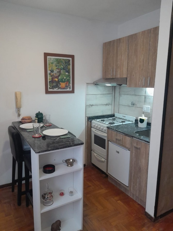Venta Departamento reciclado 1 Dormitorio Juan Manuel de Rosas 800