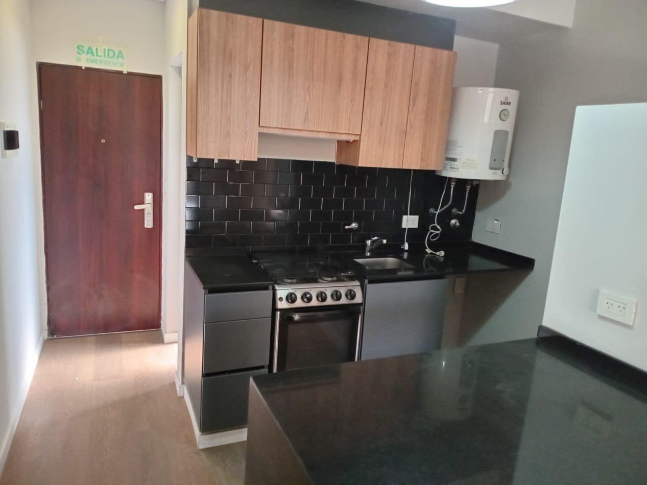 Alquiler Monoambiente con Parrillero Barrio Lourdes