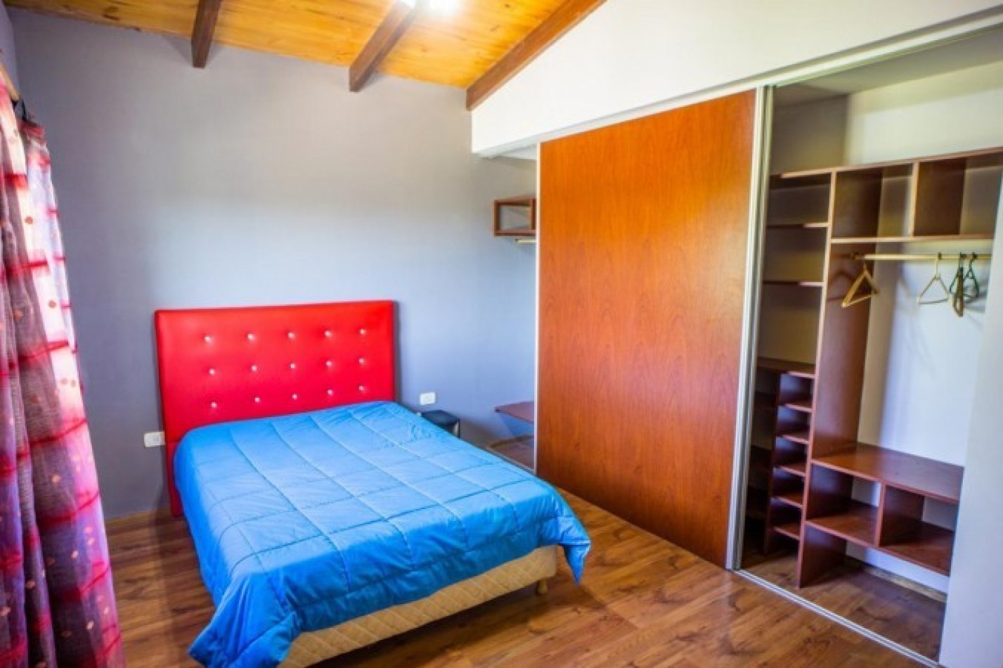 Casa Puerto Roldan 5 Dormitorios con Pileta