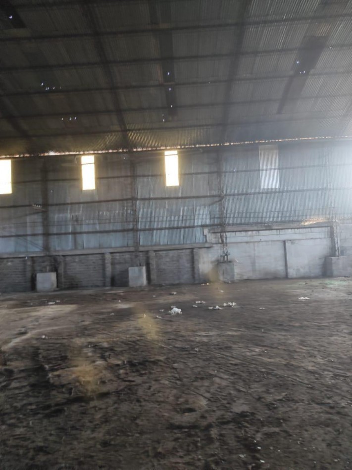 Galpon 2890 m2 en zona Sur
